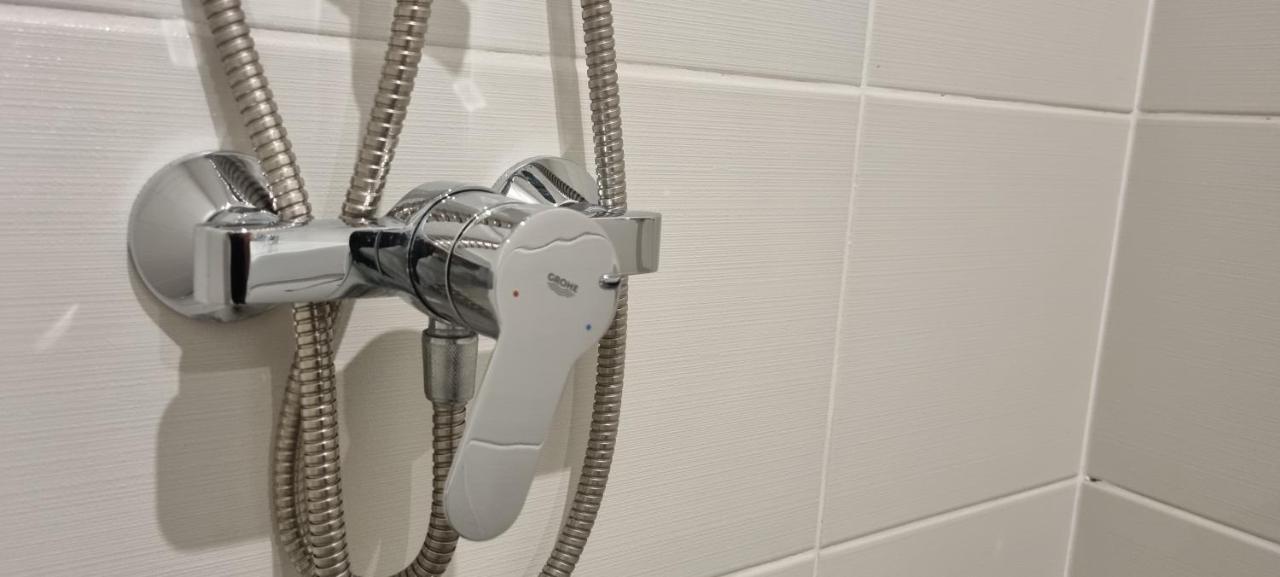 Hos-Cegledi Vendeghaz Miskolc -Oenallo Otthon, Mely Csak Az Oenoeke Extérieur photo