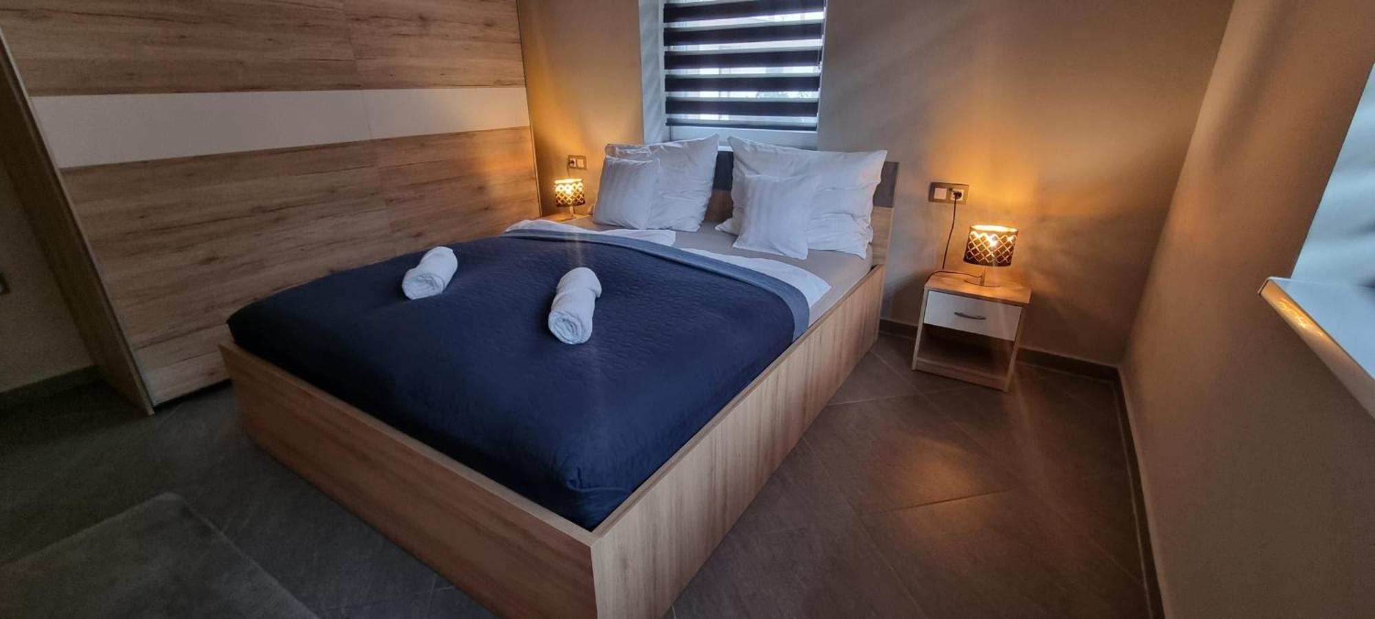 Hos-Cegledi Vendeghaz Miskolc -Oenallo Otthon, Mely Csak Az Oenoeke Extérieur photo